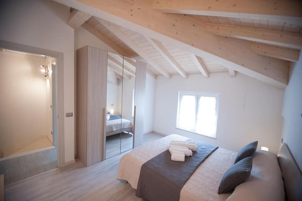 Casa Gemma - Big Family House With Free Parking Leilighet San Giovanni Lupatoto Eksteriør bilde